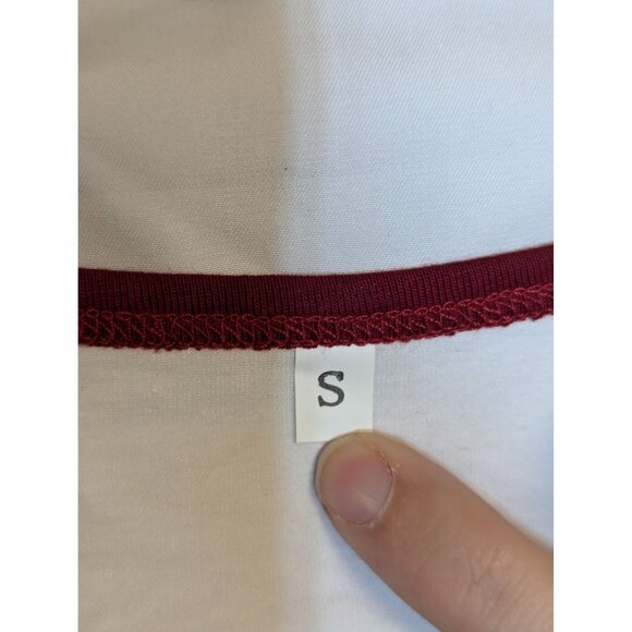 Maternity Raglan Tee "Theres A Turkey In This Oven" Size S - Picture 2 of 4